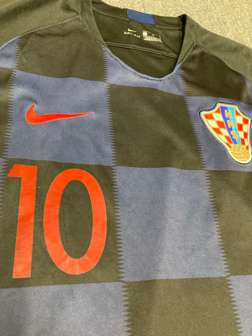 クロアチア代表　モドリッチ 2018年モデル ユニフォーム