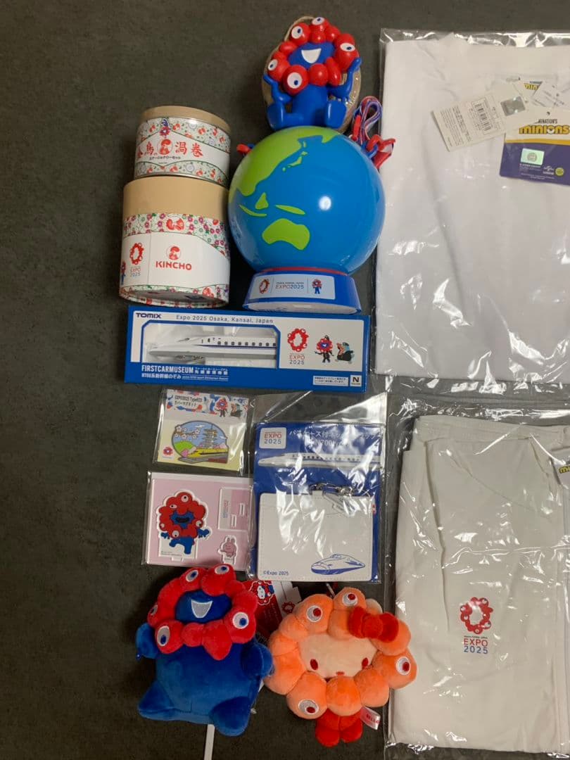 Expo大阪万博グッズ まとめ売り キティ推しカラー ミニオン 金鳥