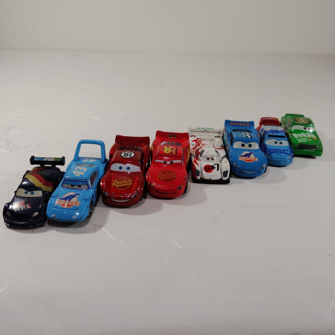 【とむ】トミカ　コースに変身！マックイーン＆基地に変身！メーター