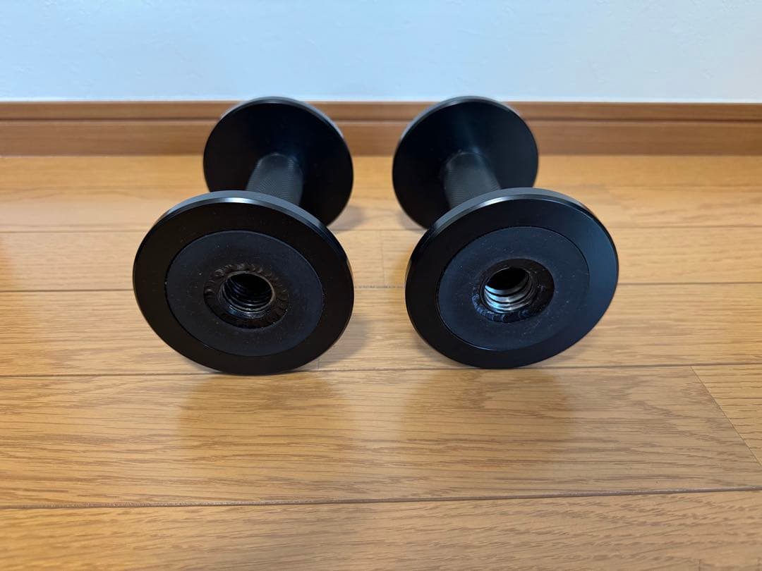 【値下げ】GFCダンベルハンドル×2 ミドルスクリュー×4