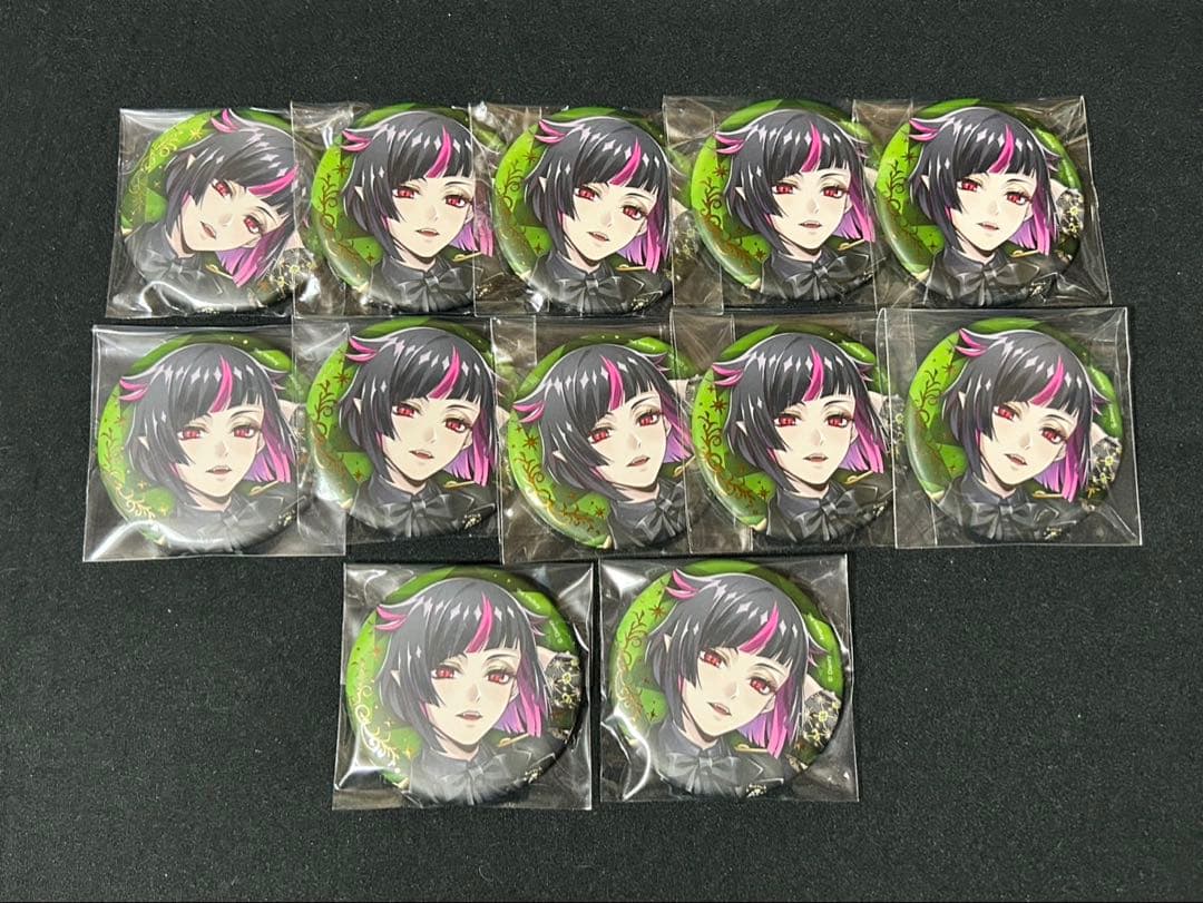 ツイステ　ブレイジングジュエル　リリア　缶バッジ