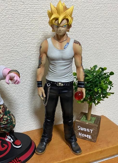 悟空タトゥー入りフィギュア