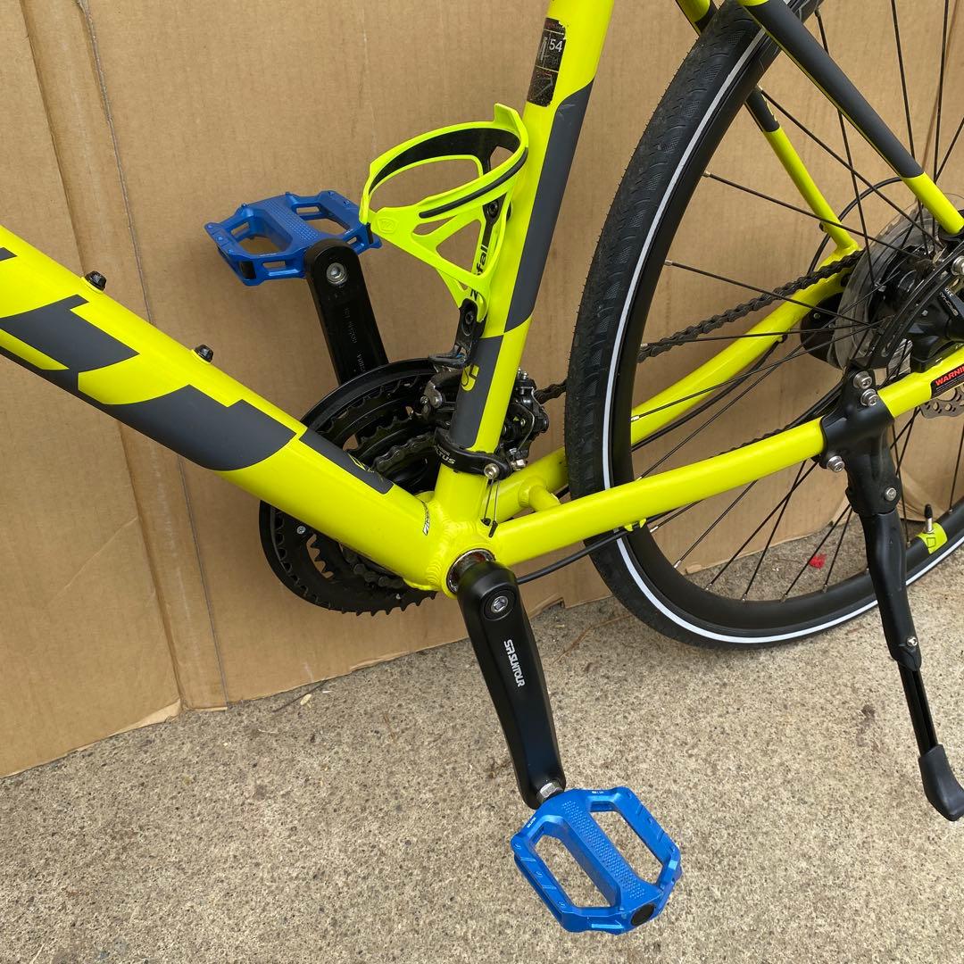 FELTベルザスピード40 クロスバイク