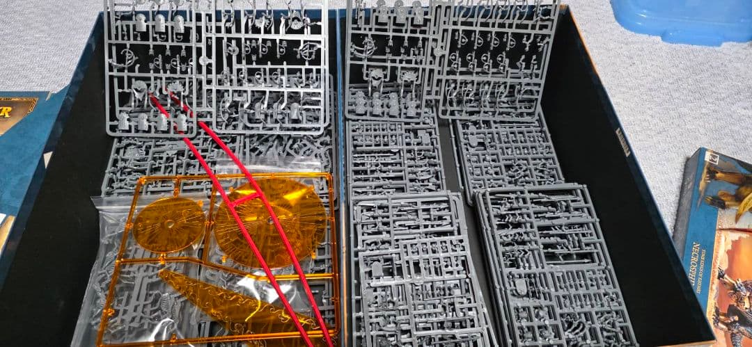 ウォーハンマー オールドワールド トゥームキング コア本無 フィンクスとダイス付