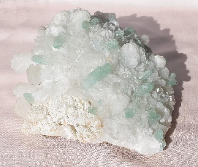 グリーンアポフィライト/ホワイトスティルバイト・原石ga14