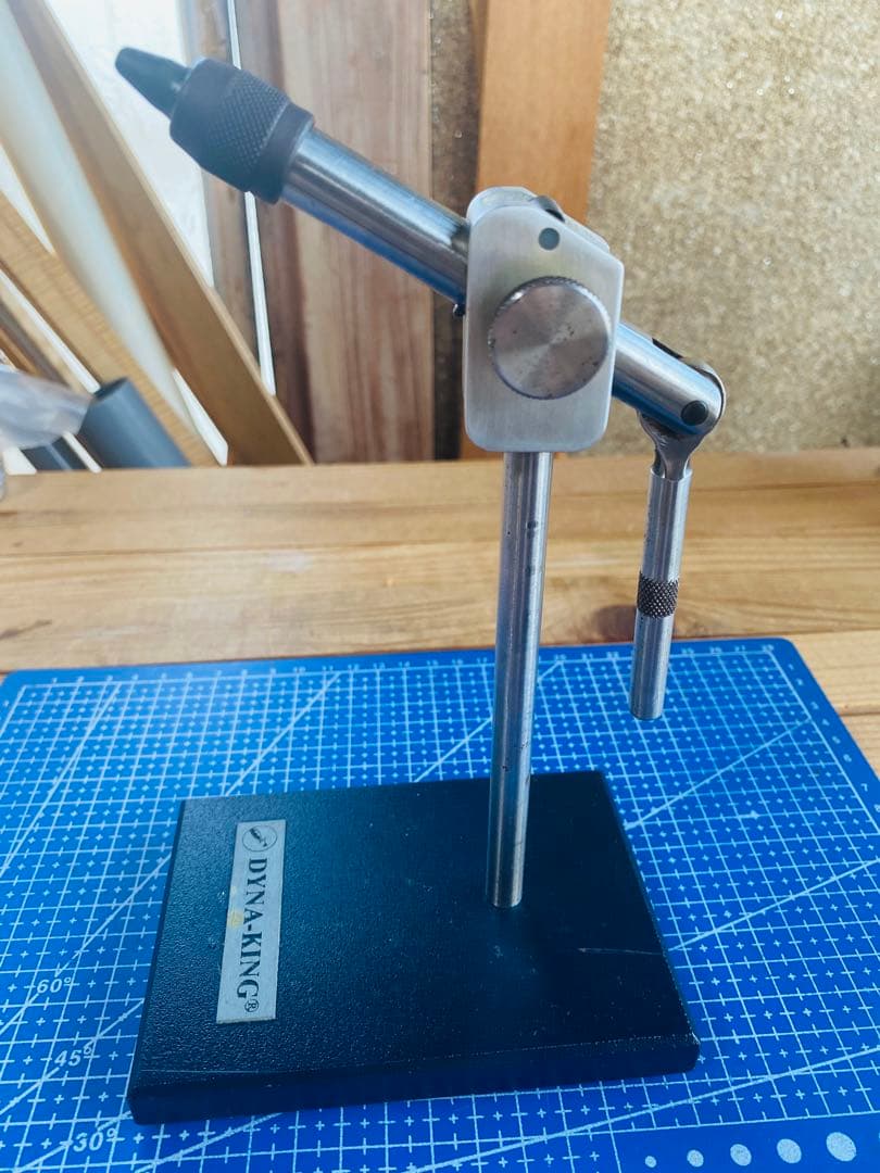 DYNA KING（ダイナキング）フライタイイングバイス　スクエア