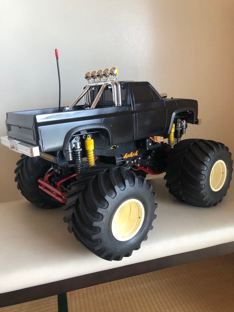 クラッドバスター オイルダンパーフルベア オーバーフェンダー￼ プロポ付　完成品