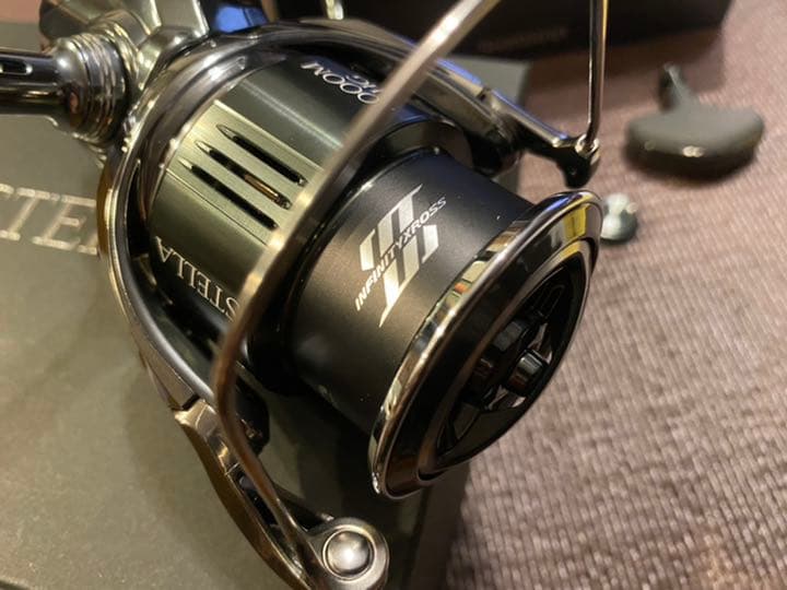 未使用22ステラ4000MHG カスタムハンドルノブ付きリールスタンド付き