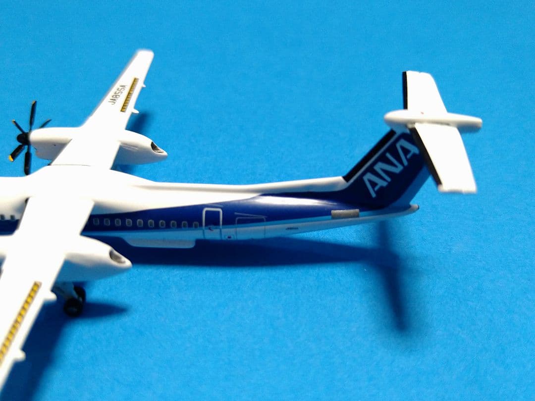 ANA全日空　DHC-8-402Q Dash 8 JA855A 1/400