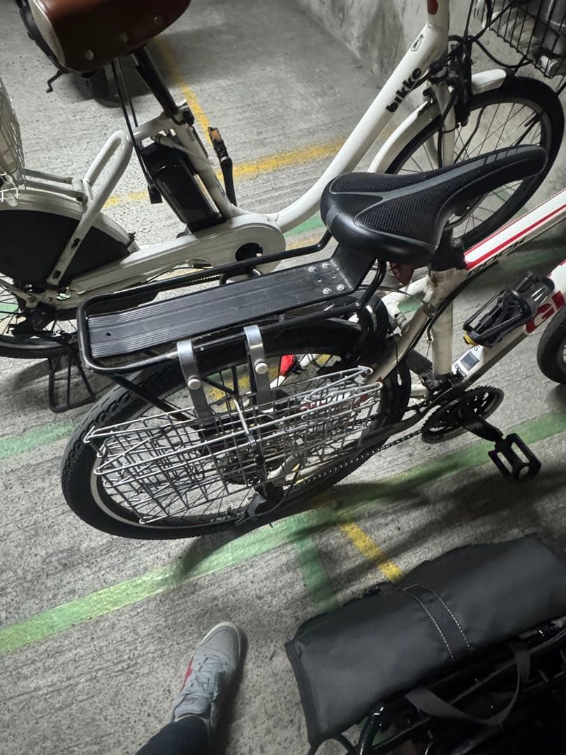 GIANT クロスバイク リアキャリア付き　神戸市中央区四宮神社引き取り限定