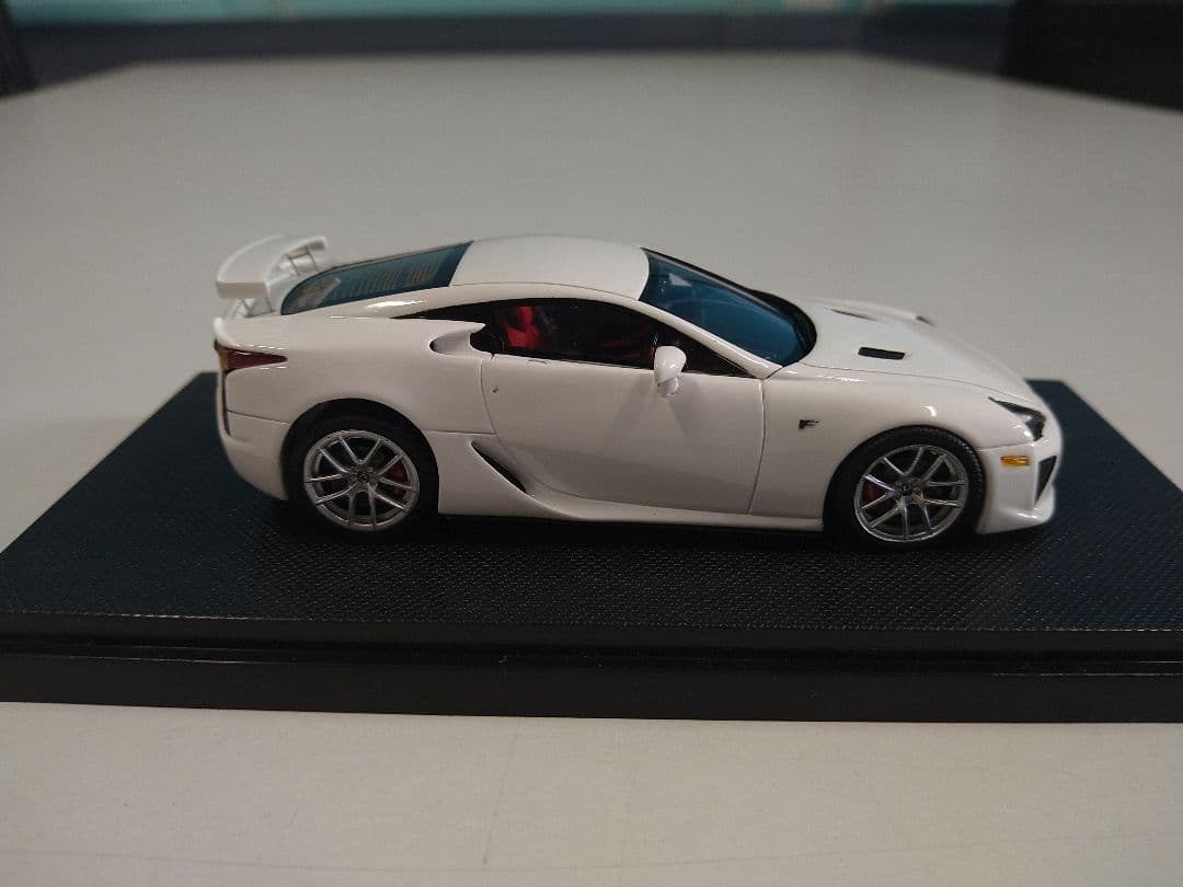 エブロ 1/43レクサス LFA レジン製