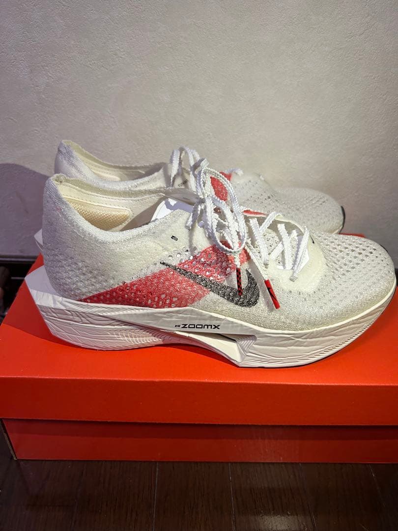 レアカラーヴェイパーフライ3 ２５センチ