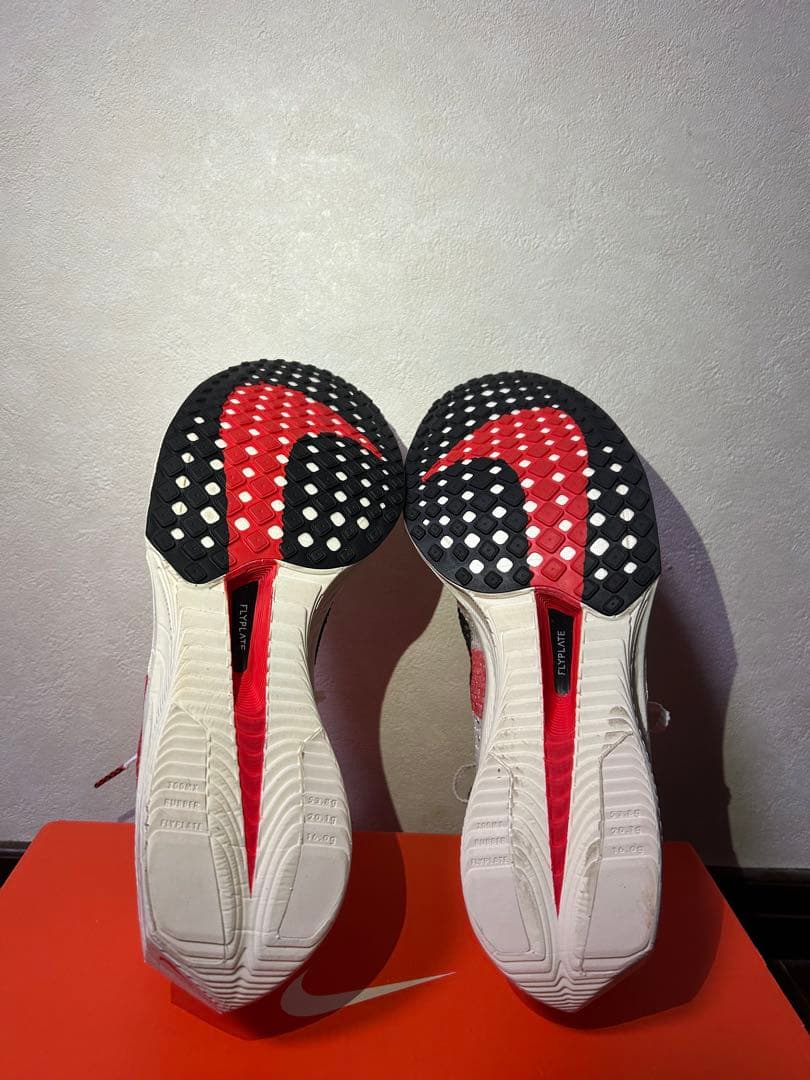 レアカラーヴェイパーフライ3 ２５センチ