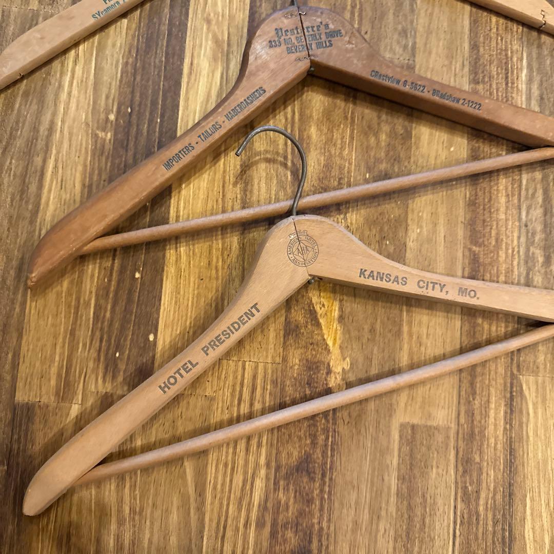 ヴィンテージ木製ハンガー　3本　リバース　大戦