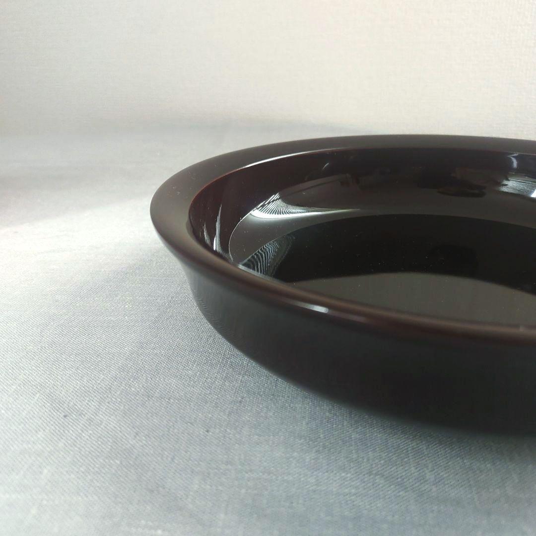 漆器 菓子鉢 平鉢 トレー 丸盆 深め ブラック 無地 工芸