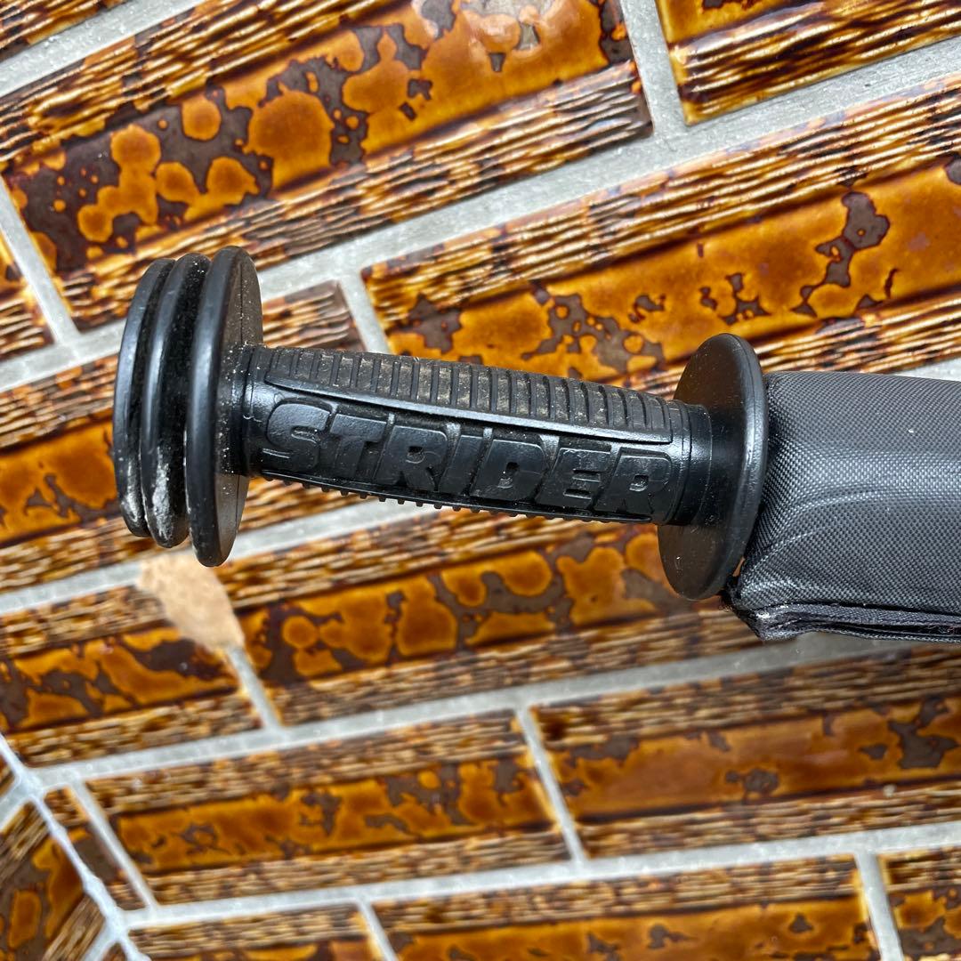 中古　STRIDER PROバランスバイク 12インチ シルバー　軽量！