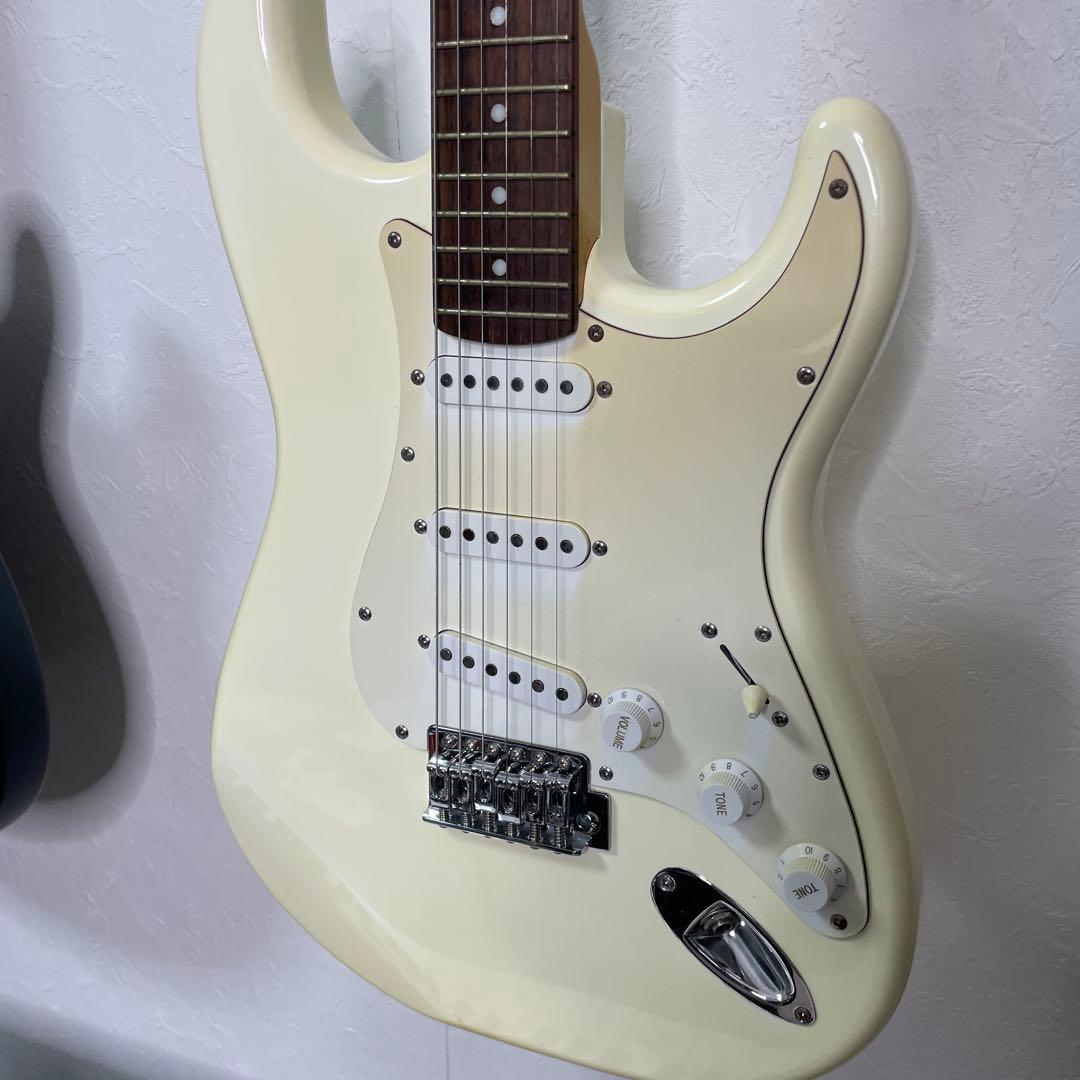 BUSKER`S ストラト エレキ ギター ホワイト 白 バスカーズ
