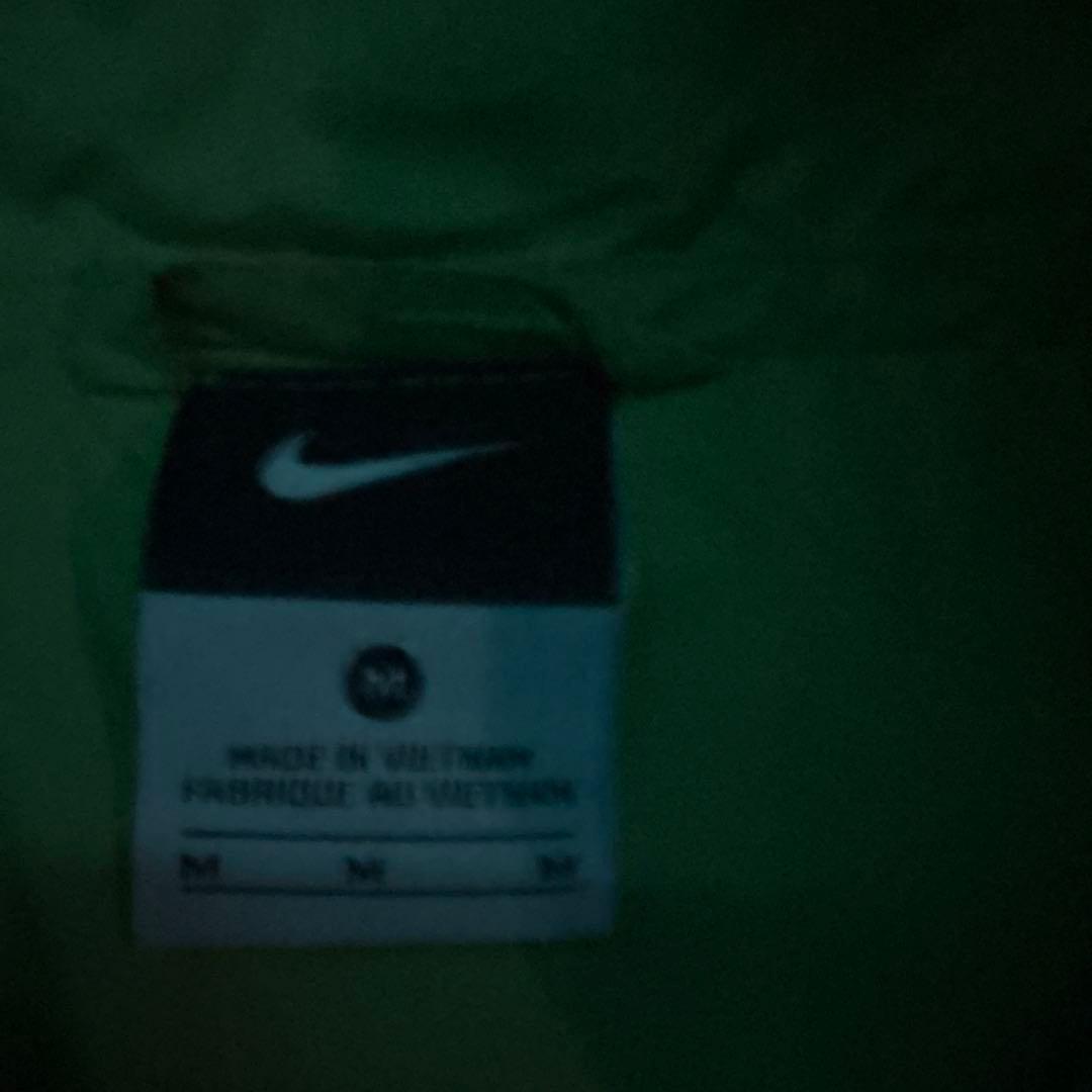 Nike ウィンドブレーカー Mサイズ 明るい緑