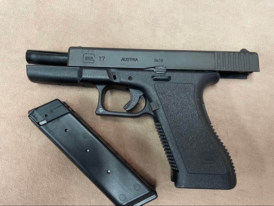 Glock グロック17 MGC製ガスガン ブローバック