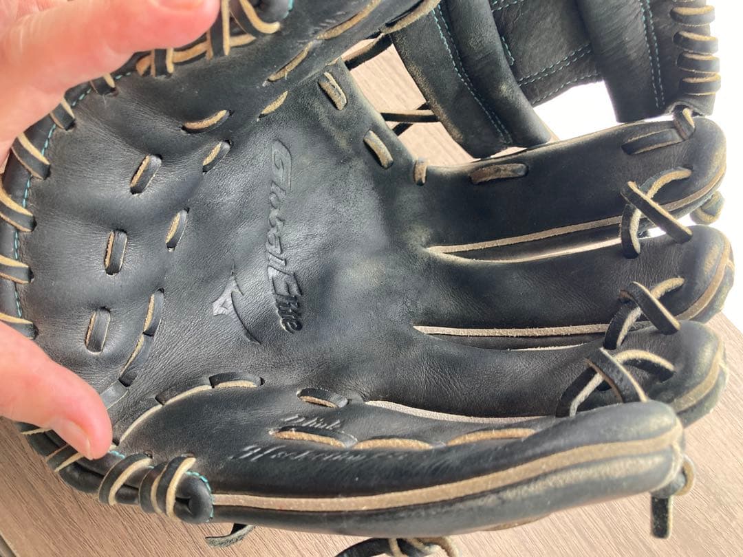 Mizuno Global Elite 軟式グローブ