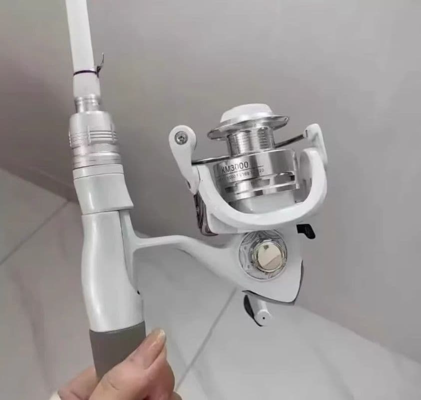 スピニングリール M3100 ホワイト