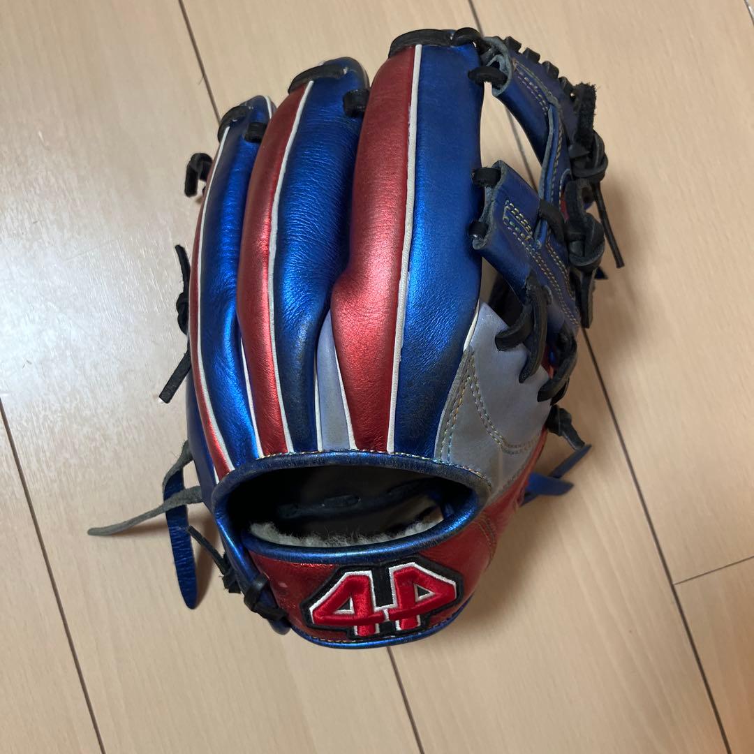 44　軟式野球グラブ