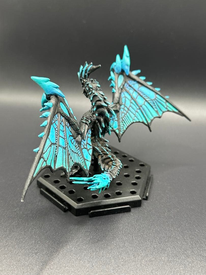 RKA　モンスターハンター　フィギュア　滅刃ディノバルド&青電主ライゼクス