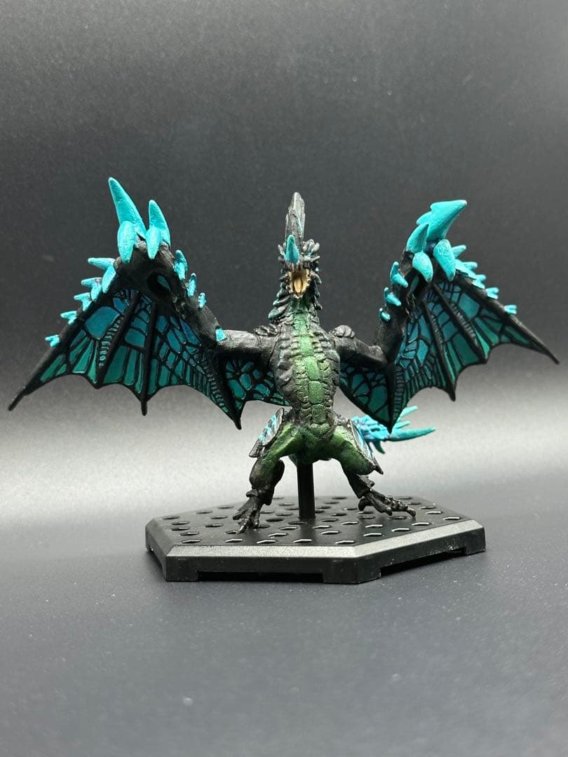 RKA　モンスターハンター　フィギュア　滅刃ディノバルド&青電主ライゼクス