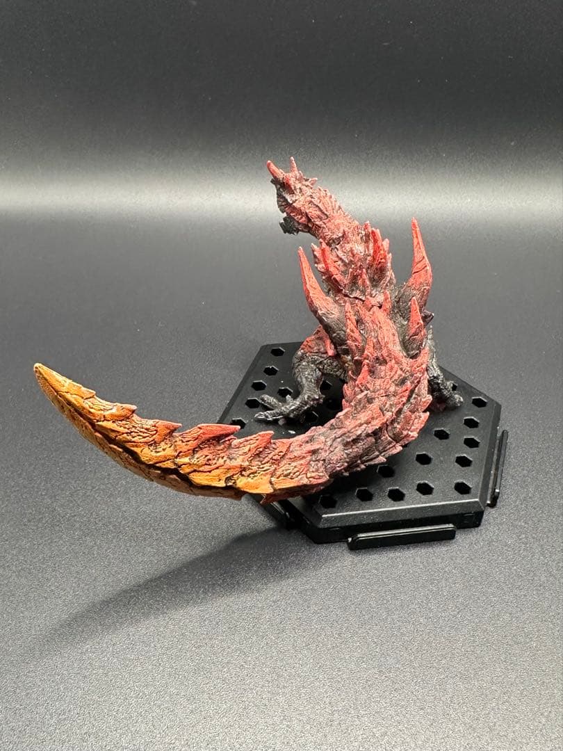 RKA　モンスターハンター　フィギュア　滅刃ディノバルド&青電主ライゼクス