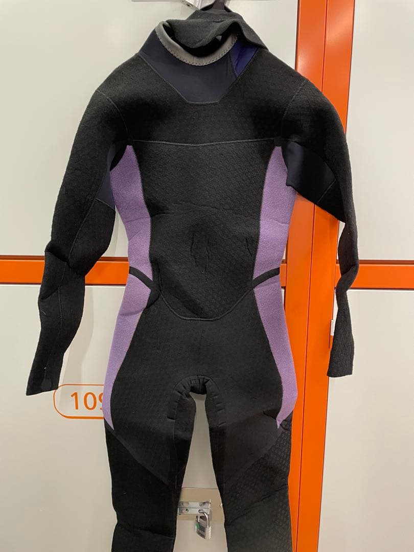 BILLABONG NEW CARBON-X SUPER BLACK セミドライ