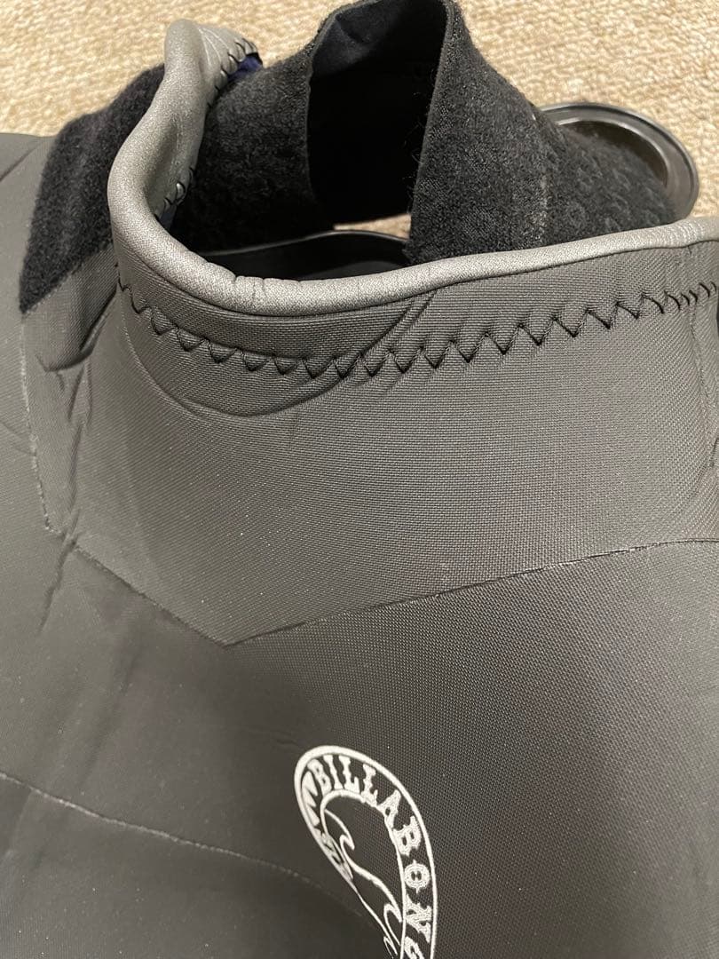 BILLABONG NEW CARBON-X SUPER BLACK セミドライ