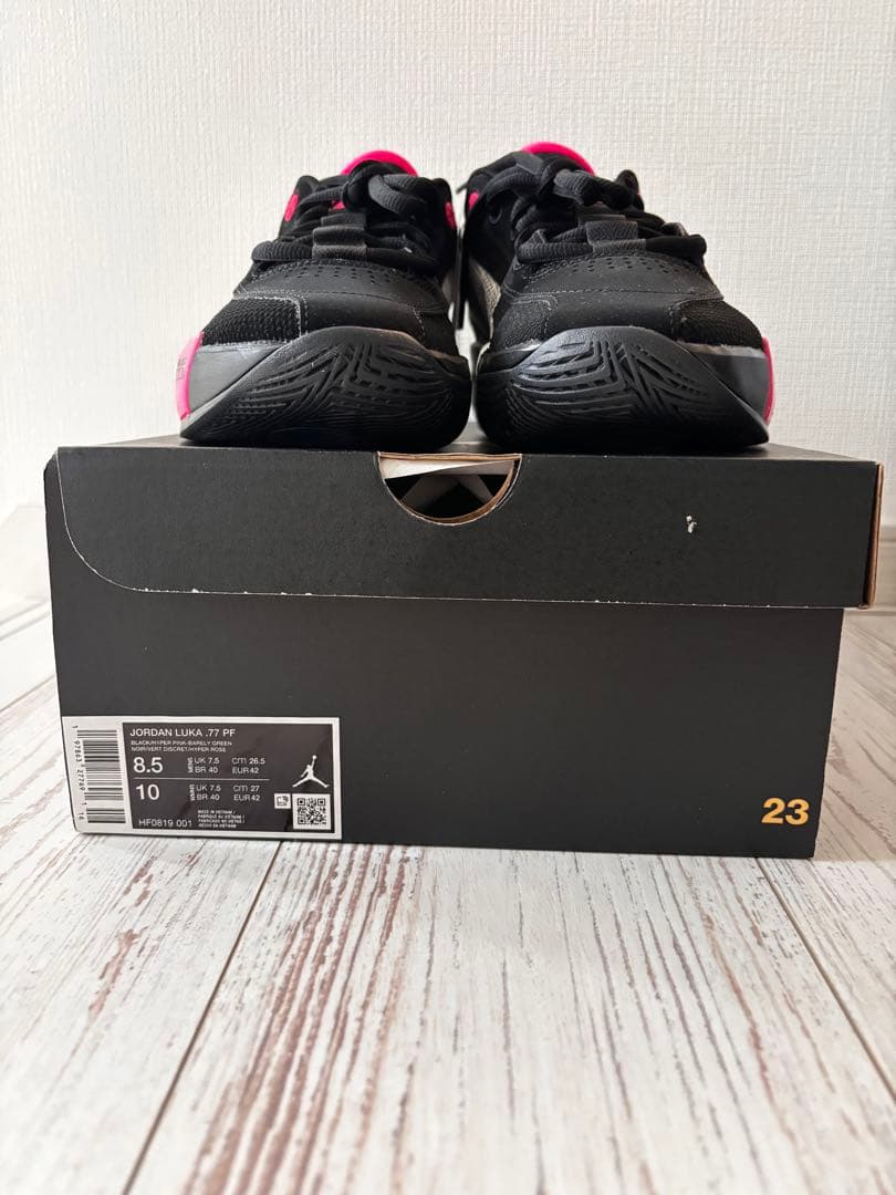 【新品未使用】luka77 Jordan バスケットボールシューズ 黒/ピンク