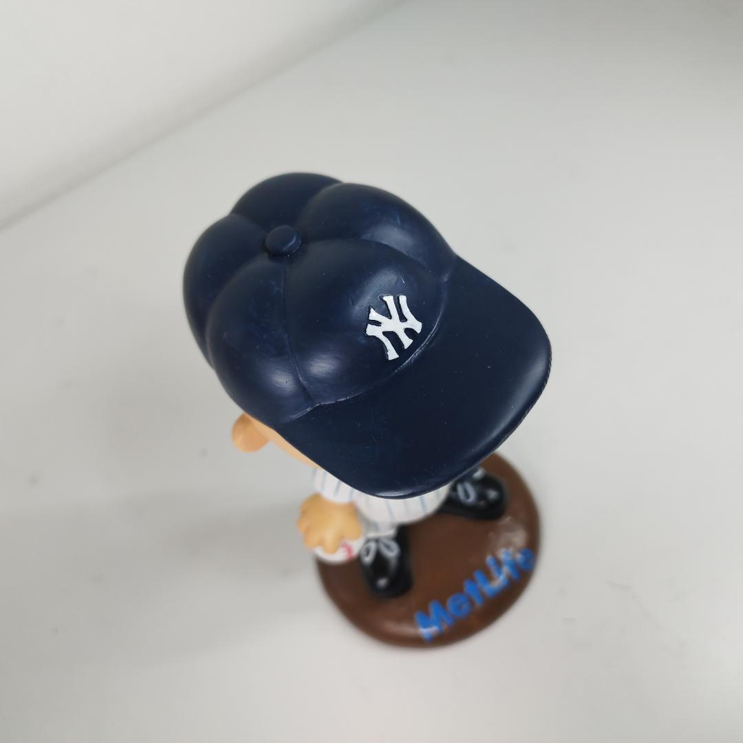チャーリー・ブラウン ヤンキース ボブルヘッド フィギュア ピーナッツ III2