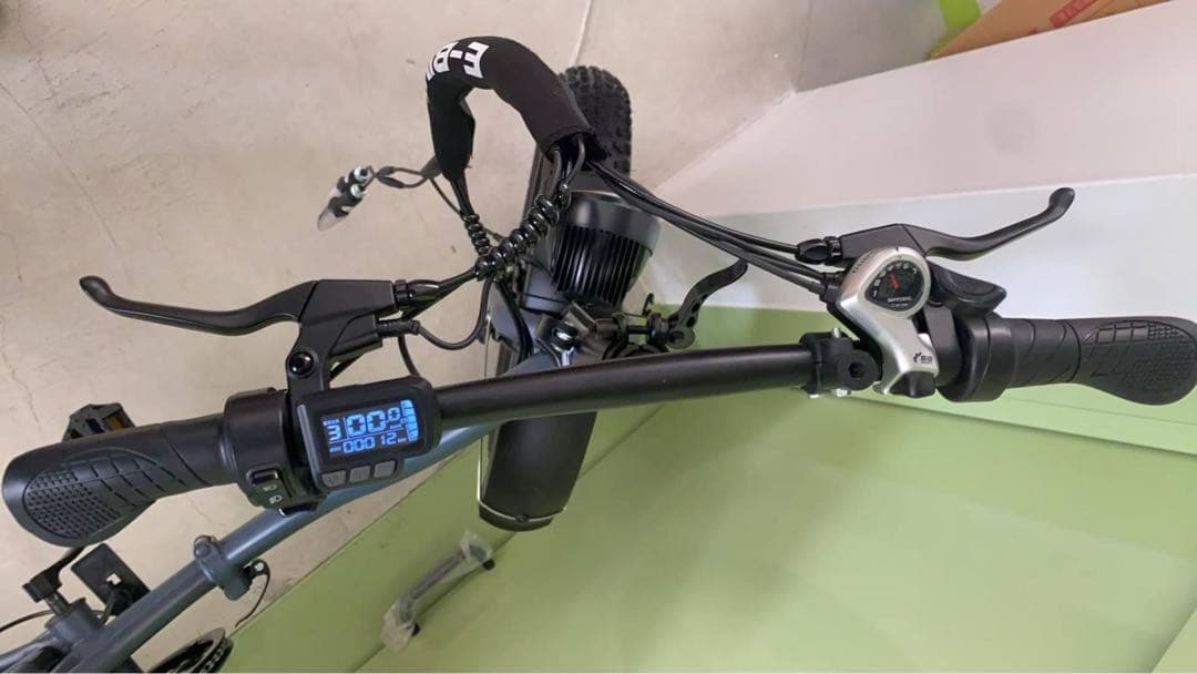 06 ファットバイク20インチ折り畳みビーチクルーザー自転車