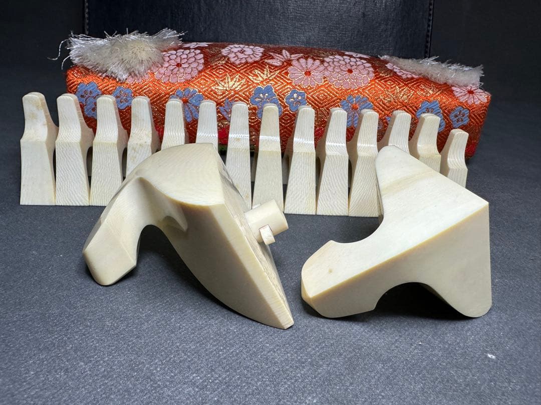 三線　琴柱 筝柱　天然素材 14個セット 和楽器　御琴　和琴 御箏琴柱 琴用