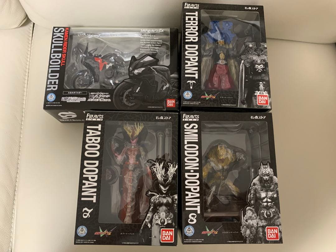 ＳＨフィギュアーツ　仮面ライダーW 32点セット