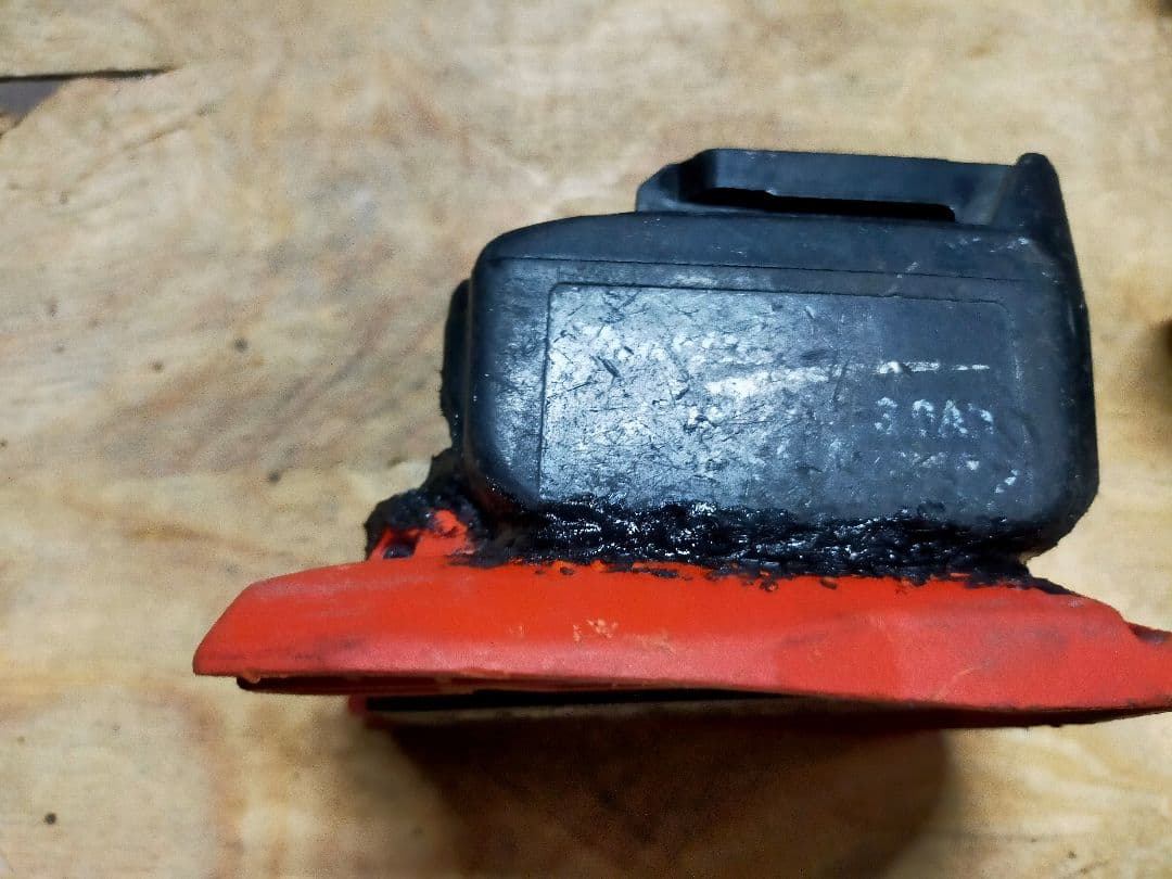 マキタ工具用HILTIバッテリーアダプター　B22 3.0