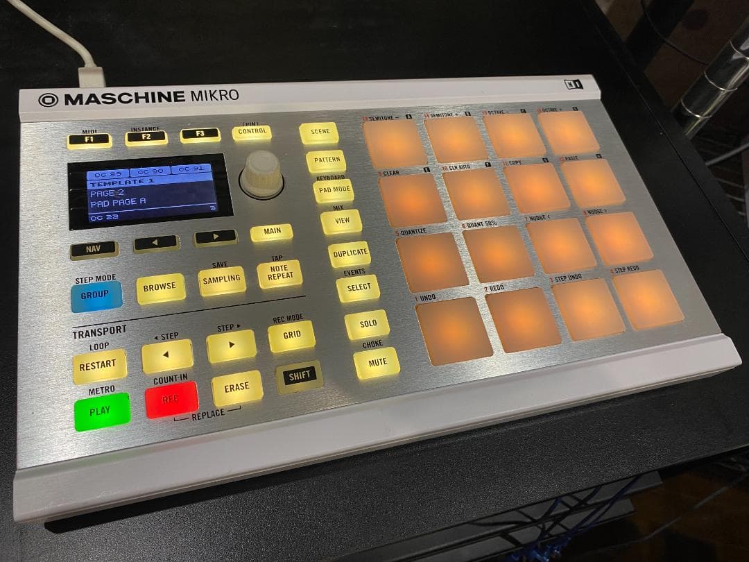 DJ機材 Native Instruments MASCHINE MIKRO MK2 ID