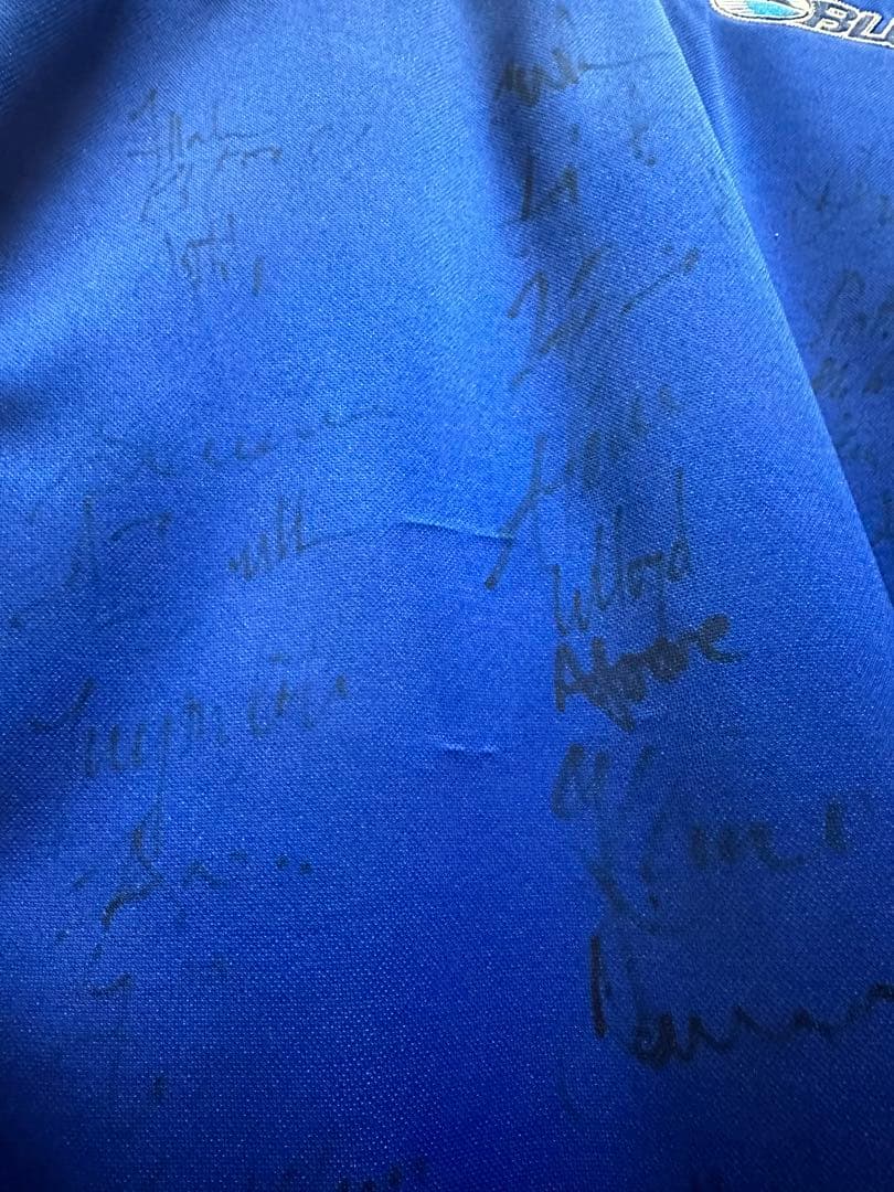 (サイン入り)スーパーラグビー　BLUES ジャージ