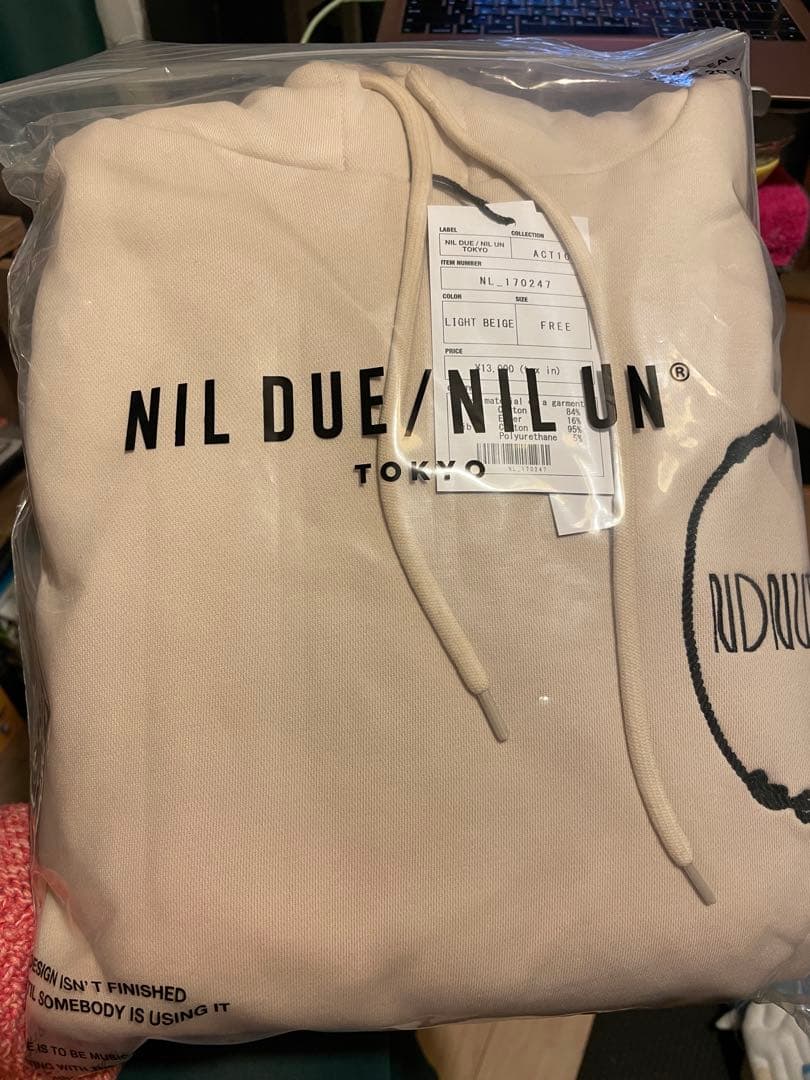 【新品未使用】NIL DUE / NIL UN パーカー ベージュ ガゼット