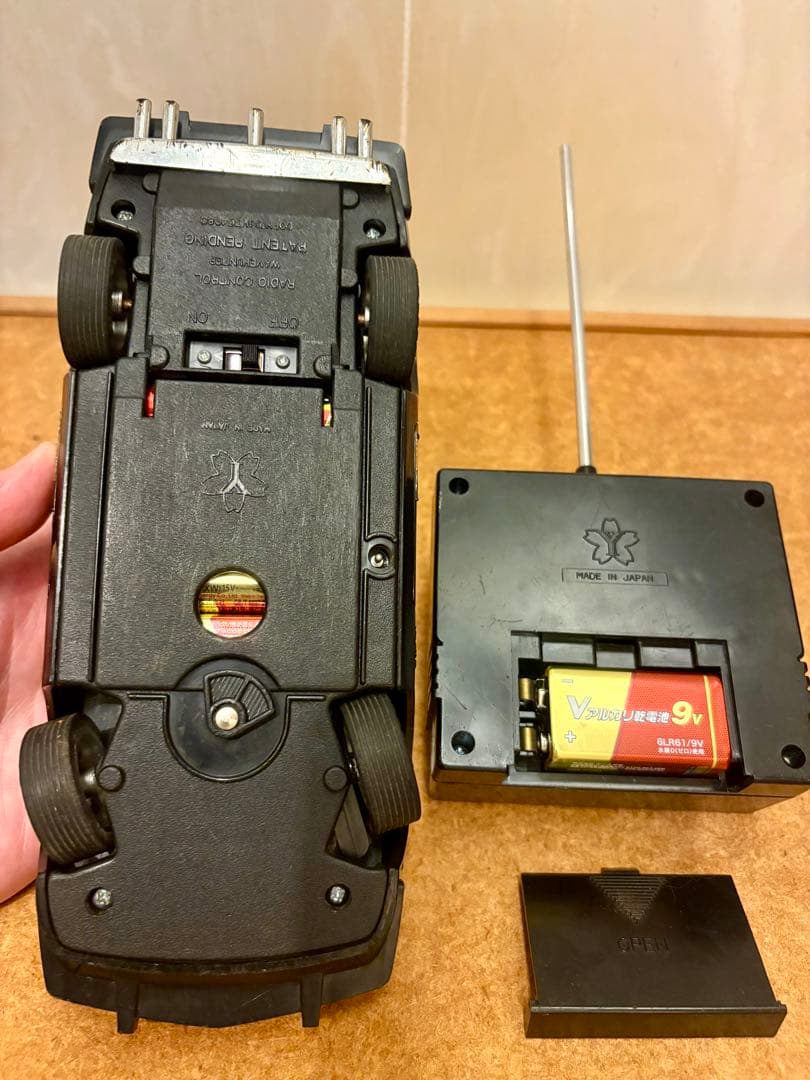 【走ります、光ります】西部警察スーパーZラジコン