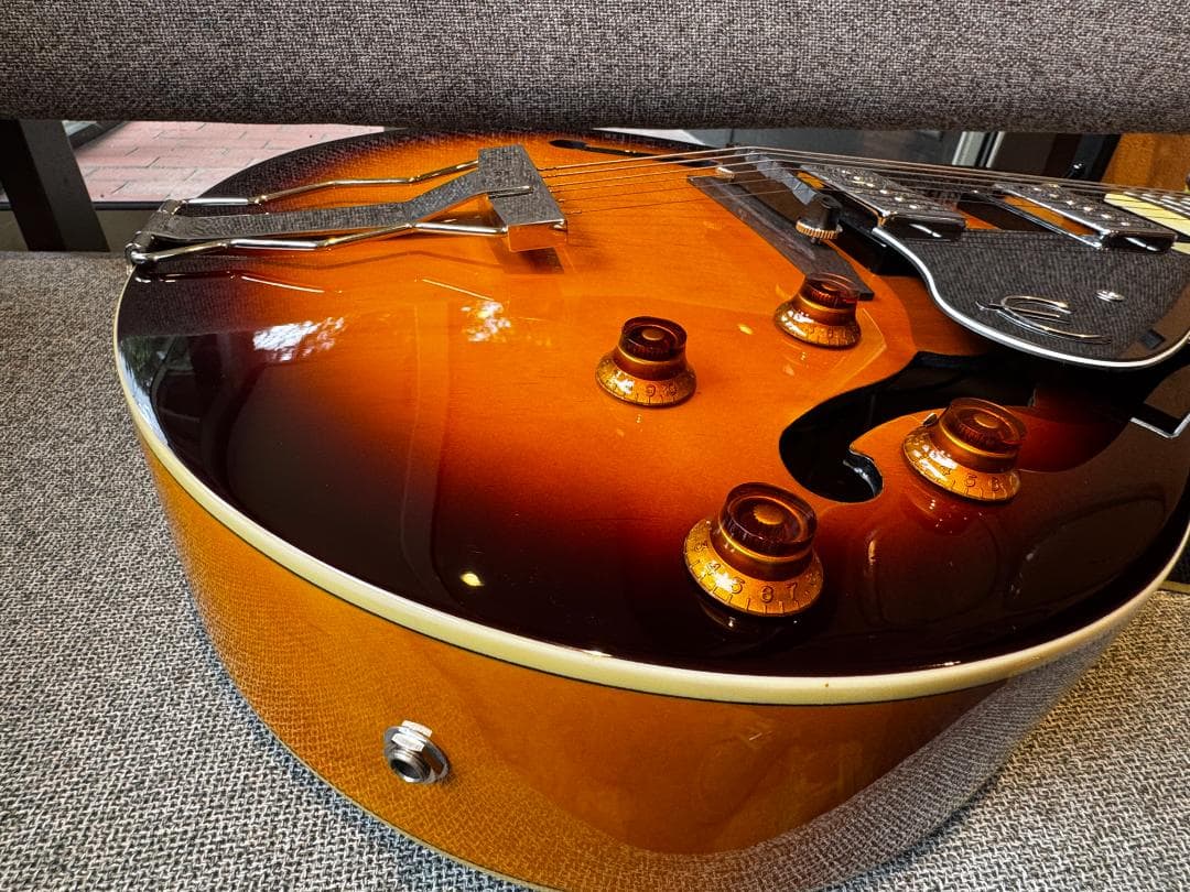 EPIPHONE 　エピフォン　ES-175 VS　サンバースト