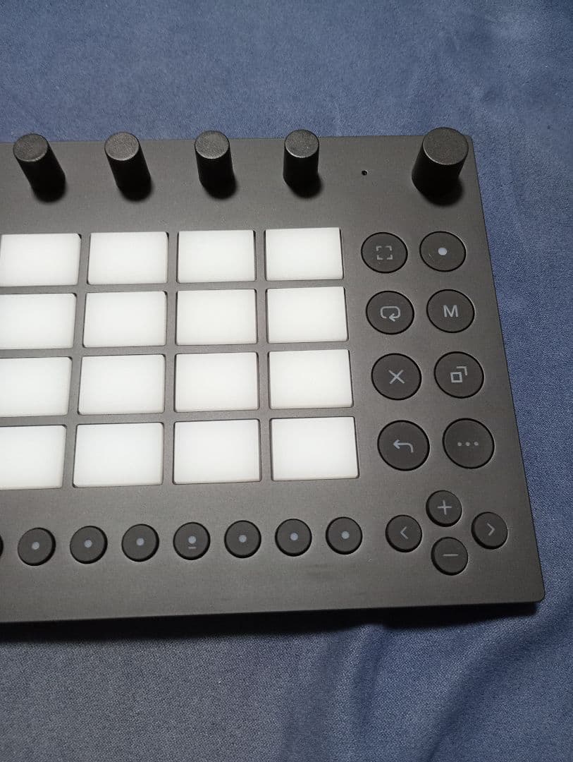 DJ機材 Ableton Move