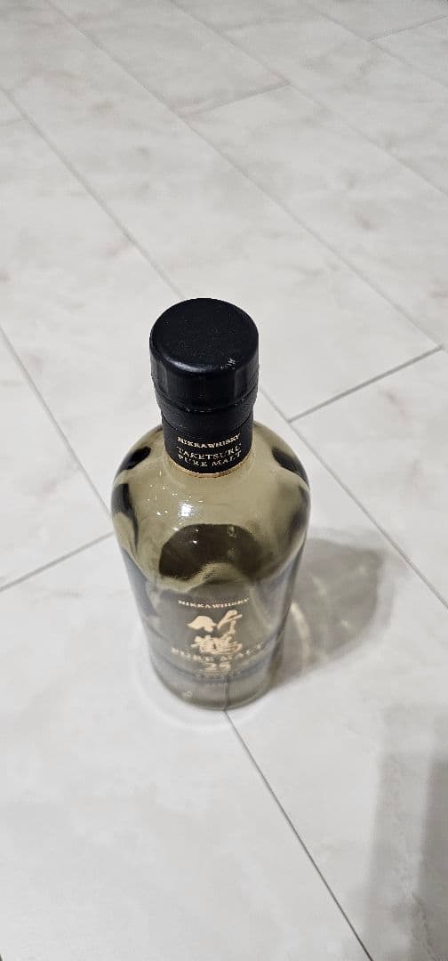 竹鶴 ピュアモルト 25年 700ml 43%　空瓶