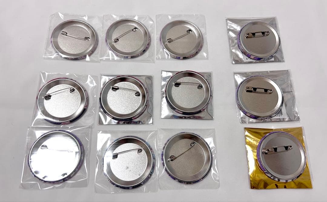 ネオポルテ 夜絆ニウ 缶バッジ