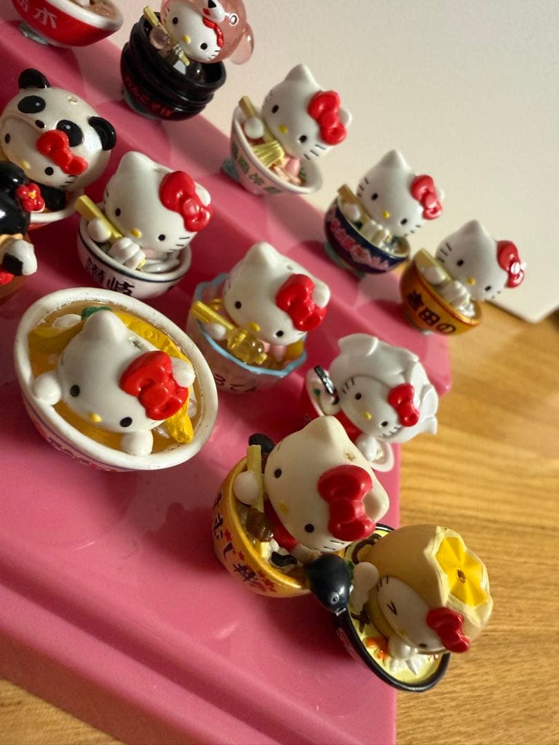 ハローキティ　ご当地キティ　ストラップ　まとめ売り　21点セット