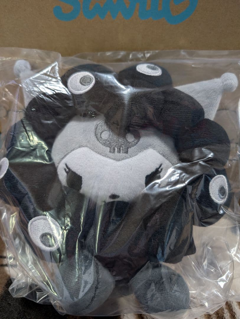 黒ミャクミャクサンリオ　クロミ Mサイズ