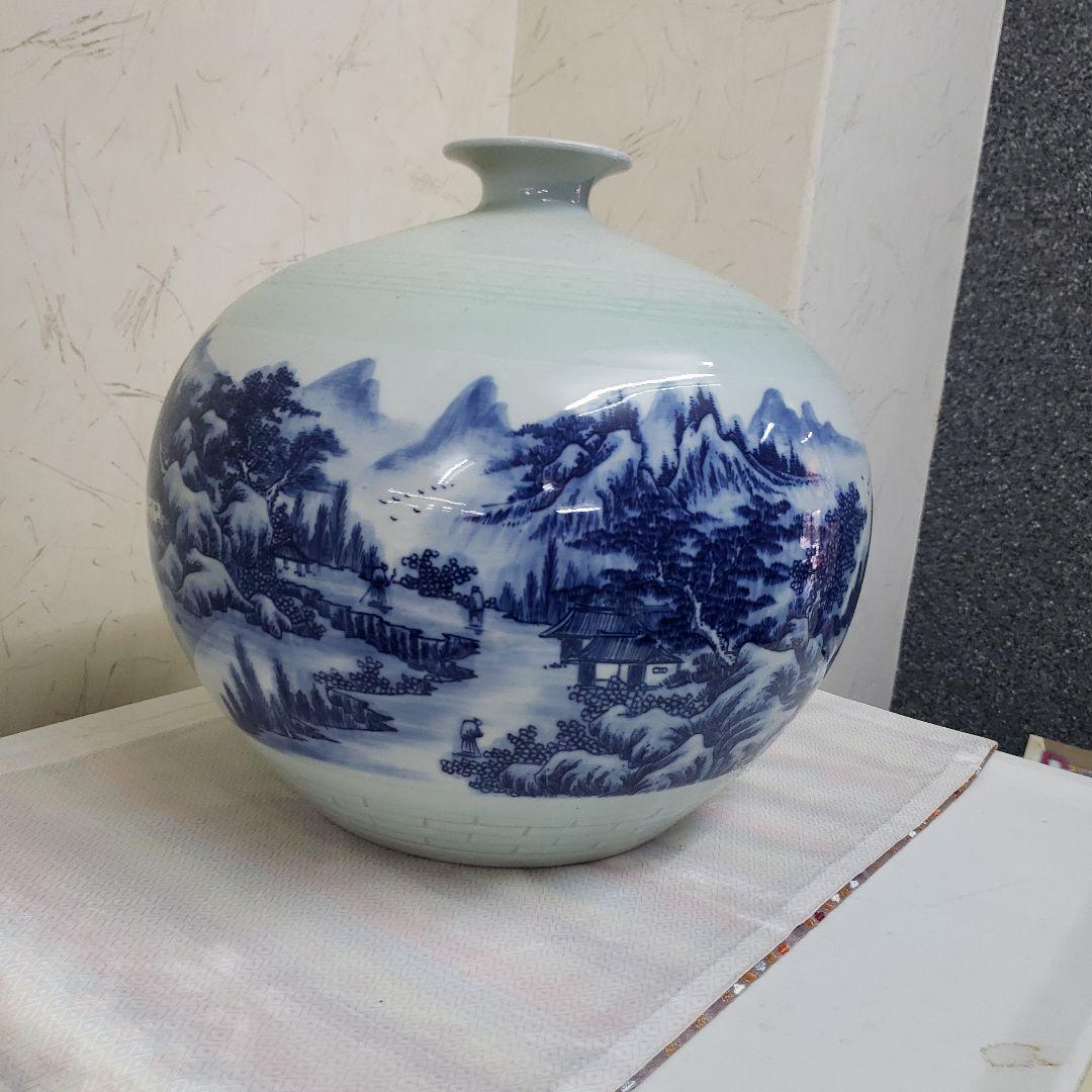 Ｂフライデー蔵出し特価青白い釉薬の山水画球形花瓶 高さ28cm直径３０cm