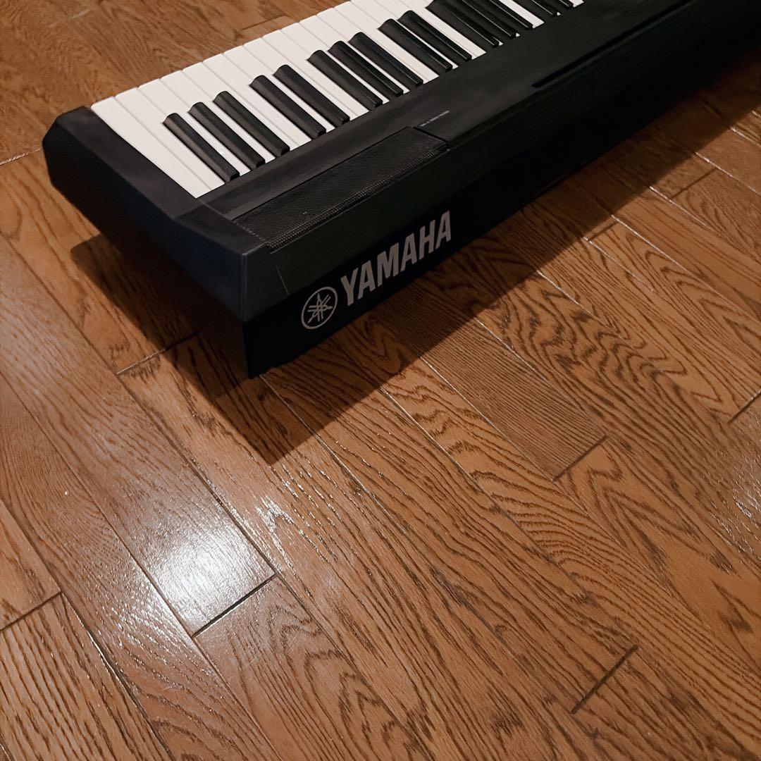 YAMAHA ヤマハ P-105 電子ピアノ　譜面台　ペダル付き
