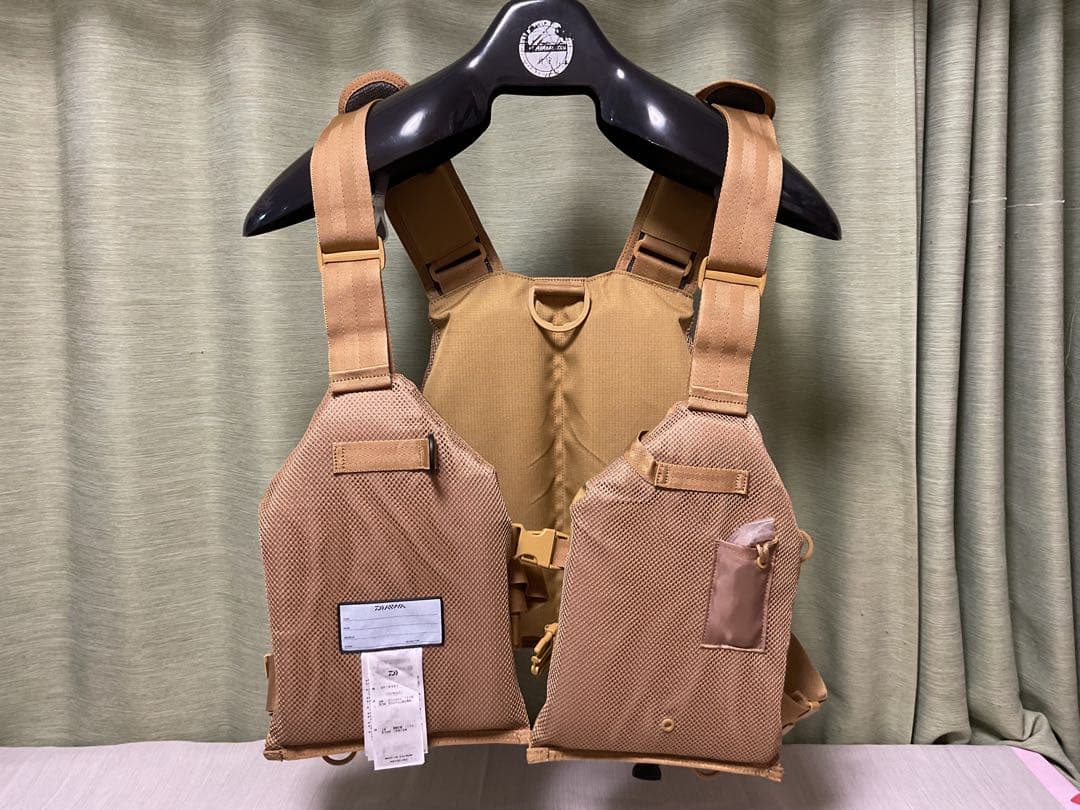 Daiwa ダイワ ライトフロートゲームベスト DF-6421 ベージュ